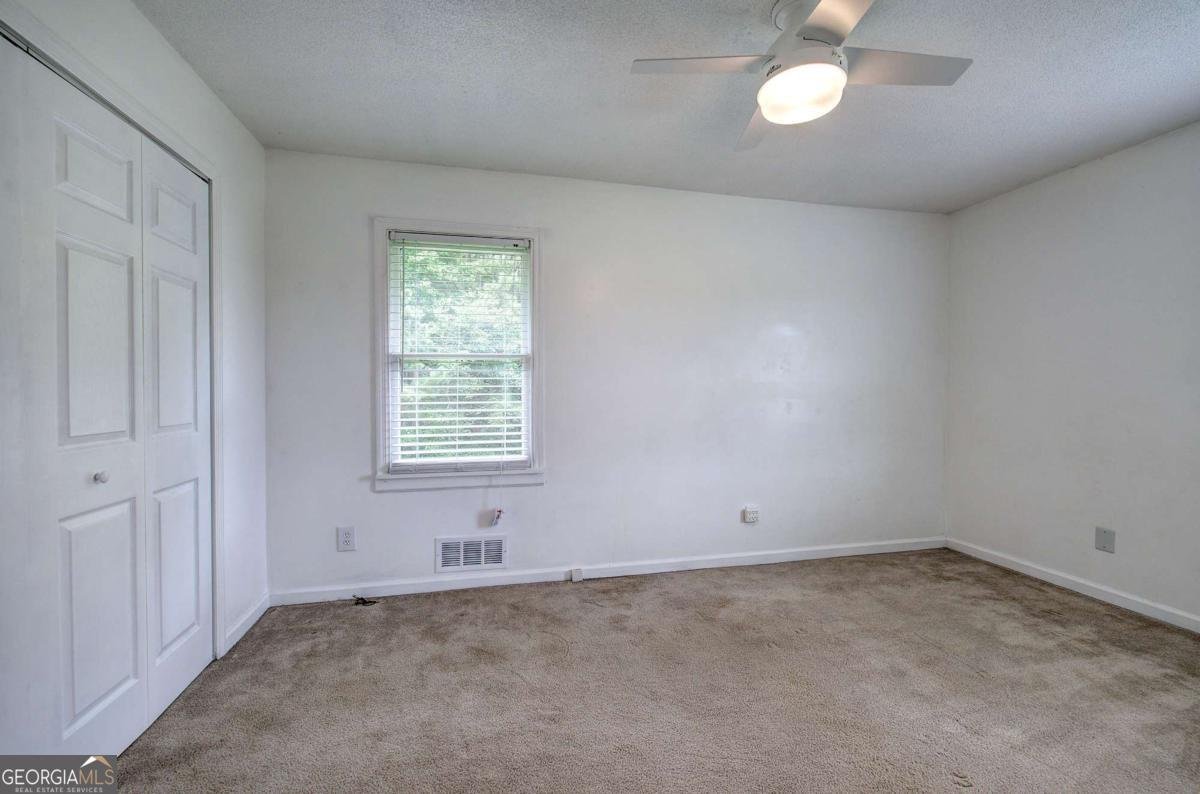 2122 Browntown Road Rockmart - 33