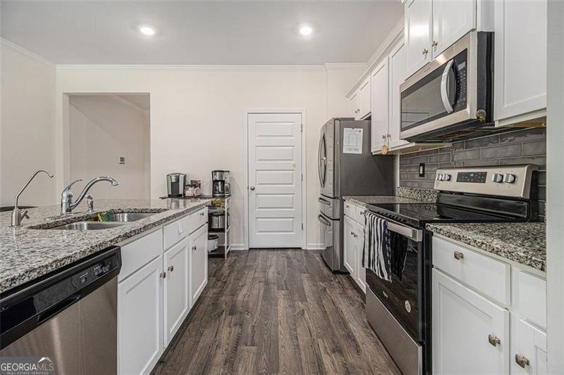 2304 PELHAM Dacula - 13