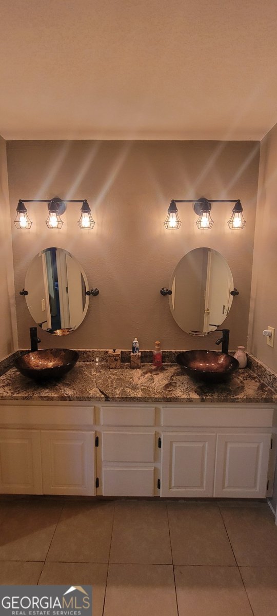 1605 Cody Road Mount Airy - 25