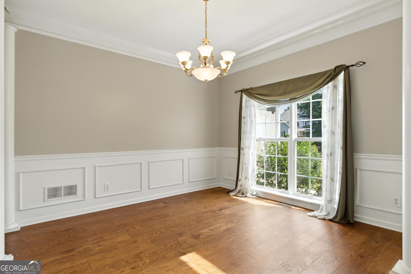 136 Barrington Grange Drive Sharpsburg - 21