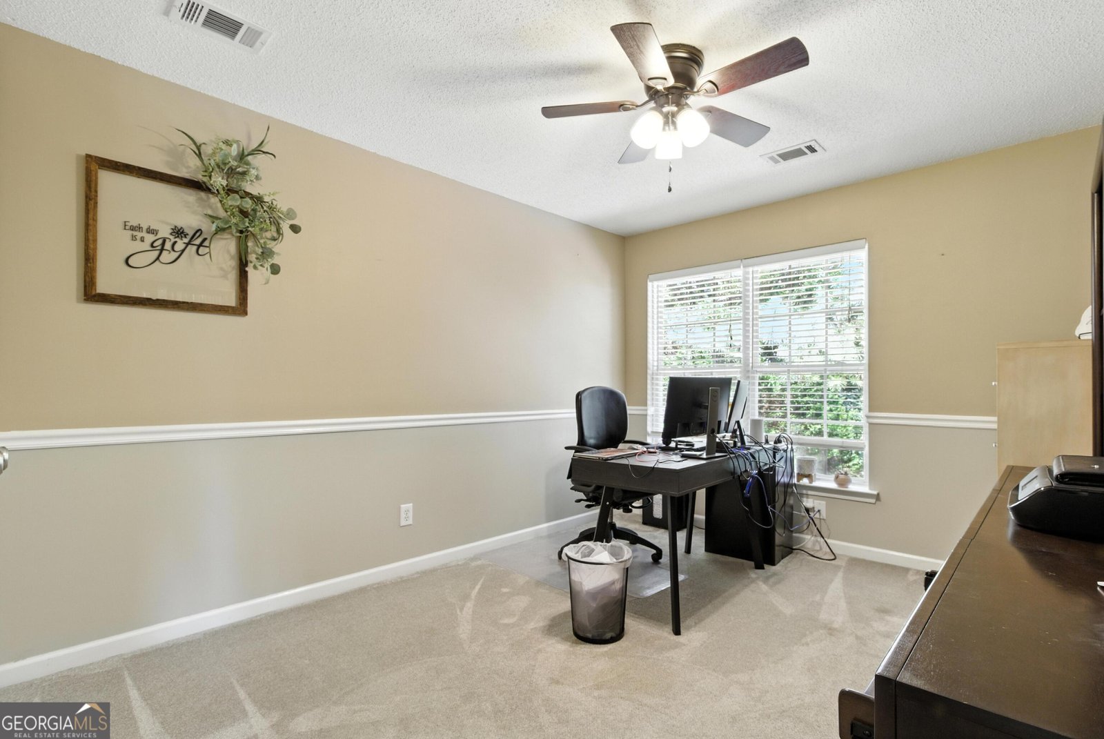 136 Barrington Grange Drive Sharpsburg - 37