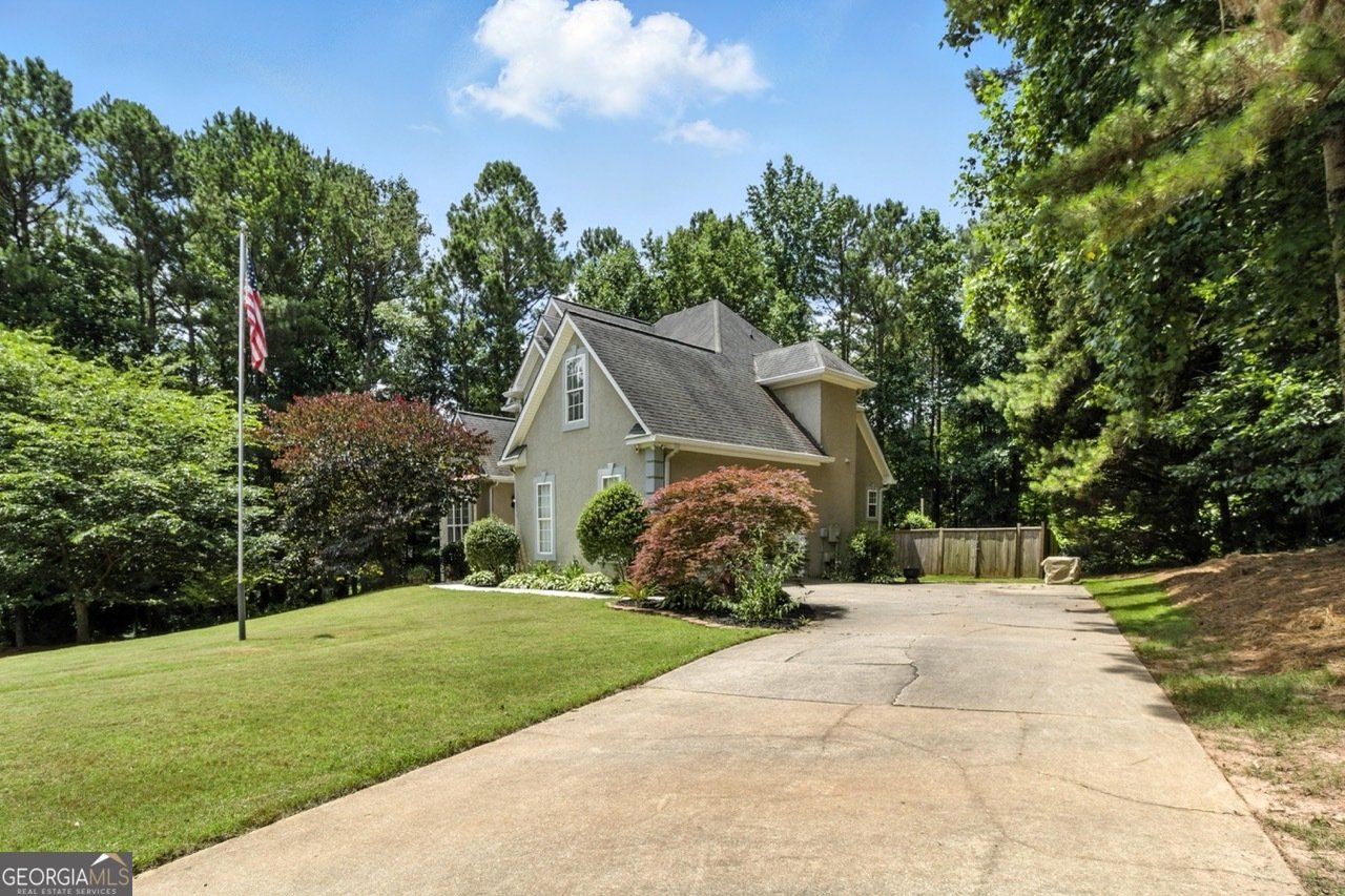 136 Barrington Grange Drive Sharpsburg - 6