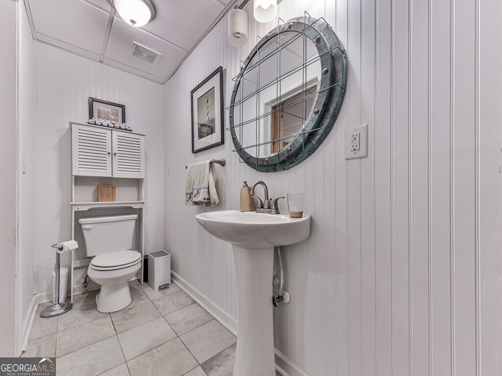 1076 Pinyan Lane Canton - 34