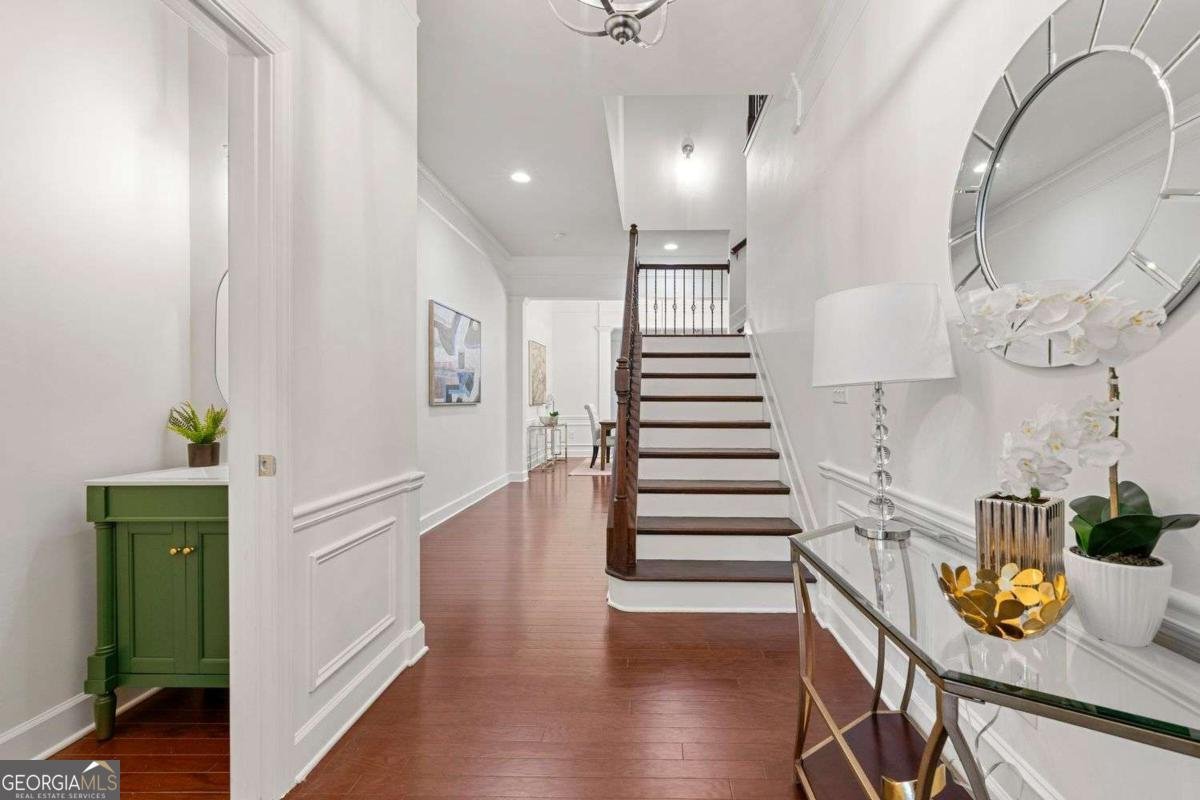 5534 Parkerton Lane Sandy Springs - 2