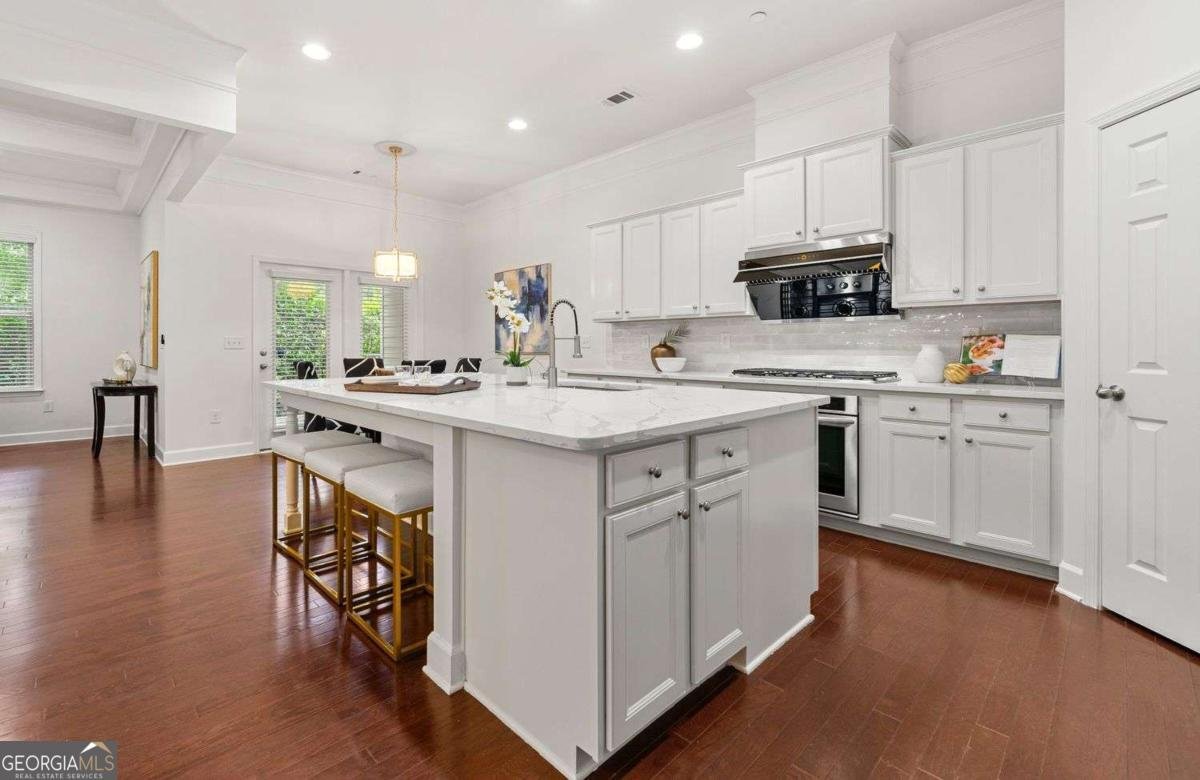 5534 Parkerton Lane Sandy Springs - 6