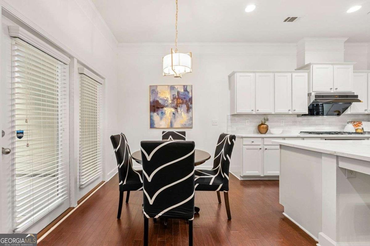 5534 Parkerton Lane Sandy Springs - 7