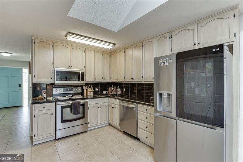 4434 4434 HIDDEN OAKS Drive Flowery Branch - 16