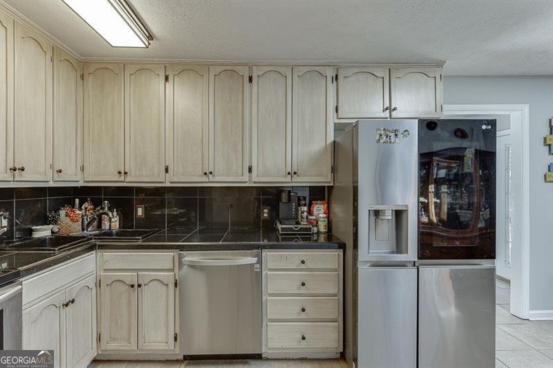 4434 4434 HIDDEN OAKS Drive Flowery Branch - 17