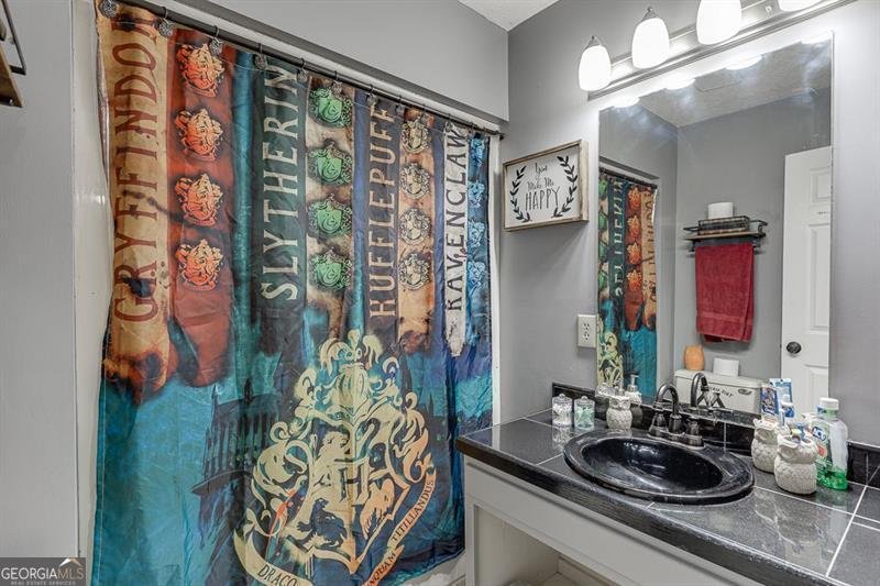 4434 4434 HIDDEN OAKS Drive Flowery Branch - 24