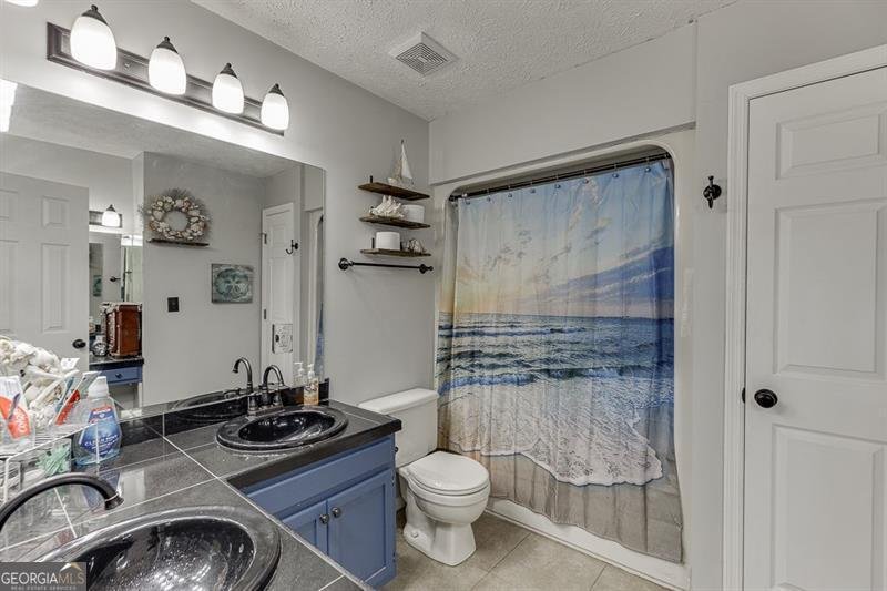 4434 4434 HIDDEN OAKS Drive Flowery Branch - 29