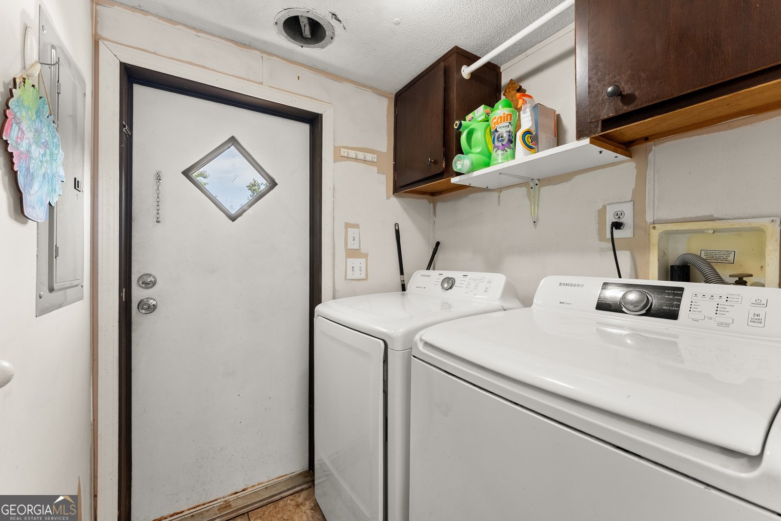 9262 Morrison Road Lula - 27