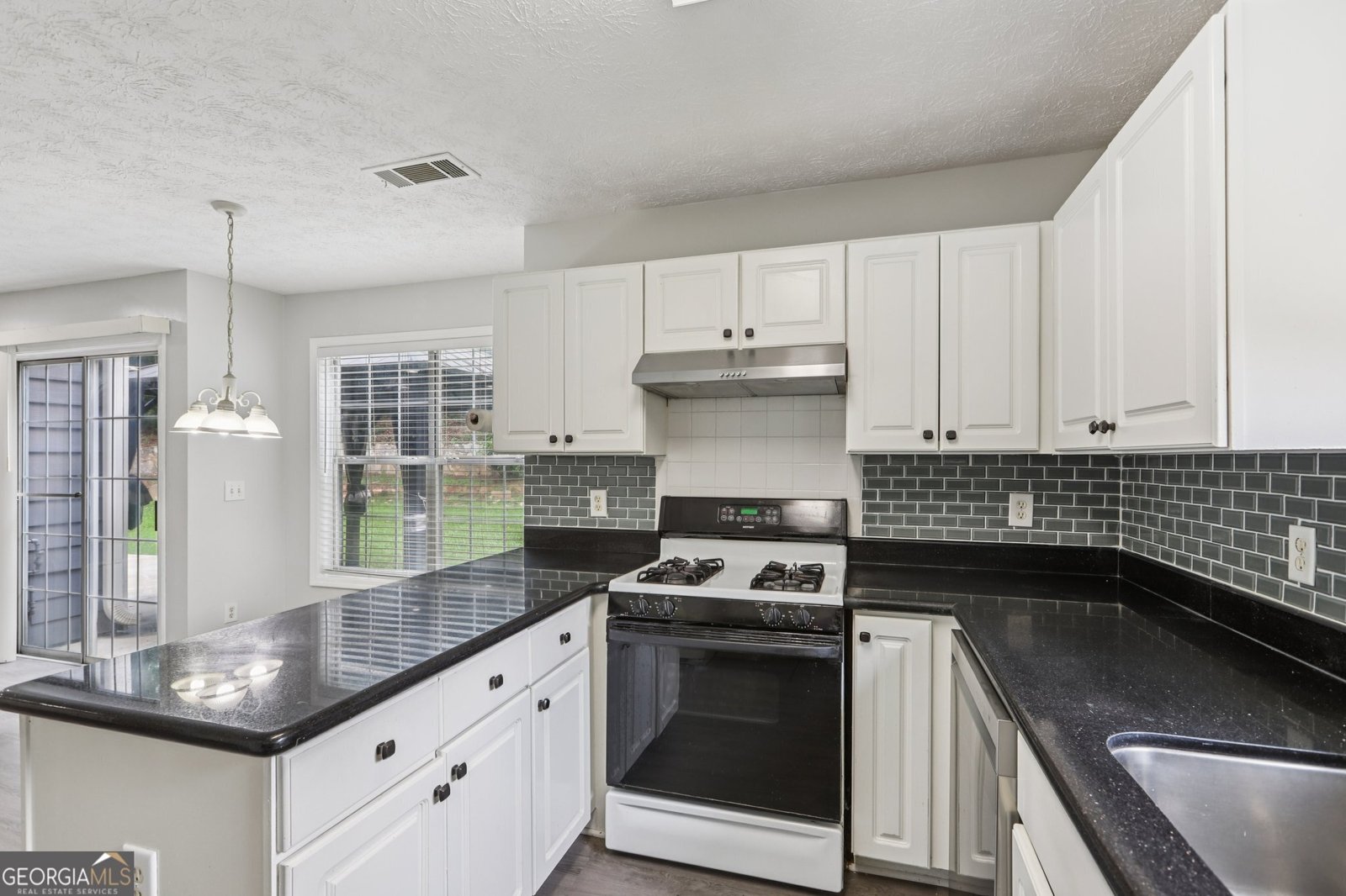 2379 Fallbrook Court Duluth - 10