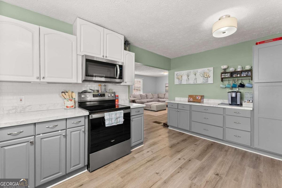 165 Grant Ford Dr. Dawsonville - 17