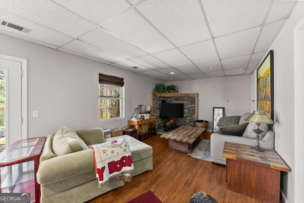 165 Grant Ford Dr. Dawsonville - 29