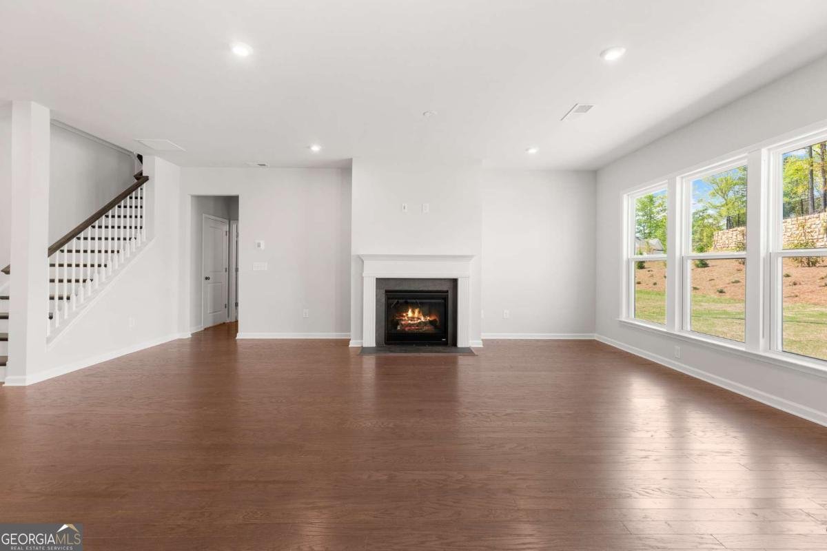7141 7141 Maple Brook Lane Flowery Branch - 7
