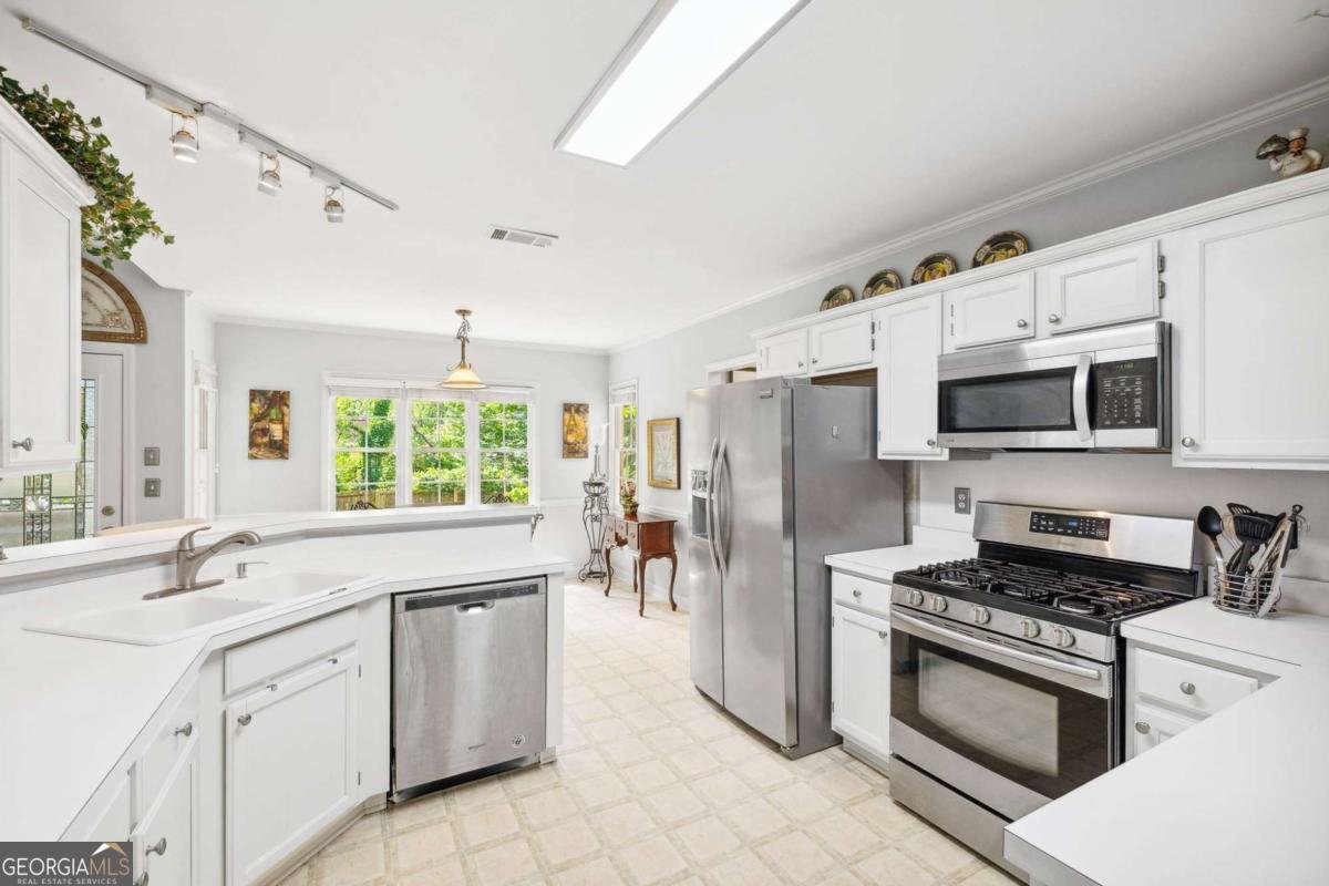 908 Lance Circle Lawrenceville - 10