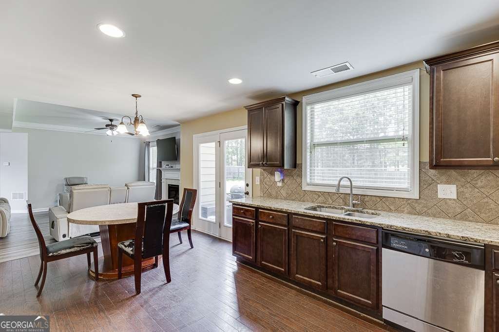 1548 STATION RIDGE Drive Lawrenceville - 21