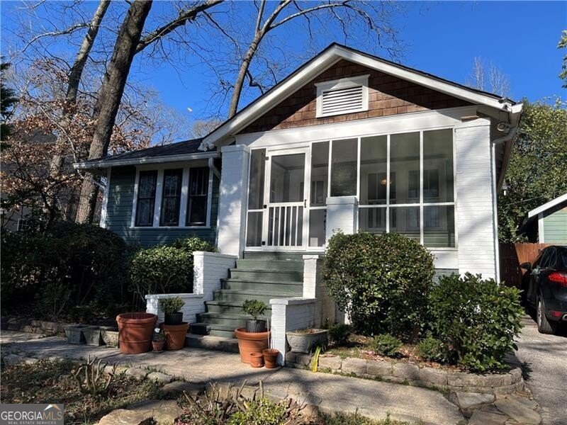 284 Lakeview Avenue Atlanta - 1