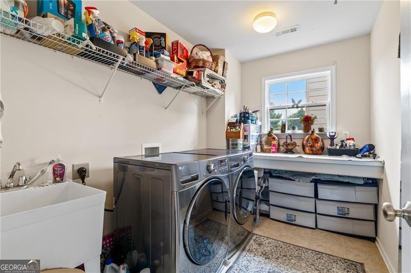 7880 Cavendish Place Suwanee - 27