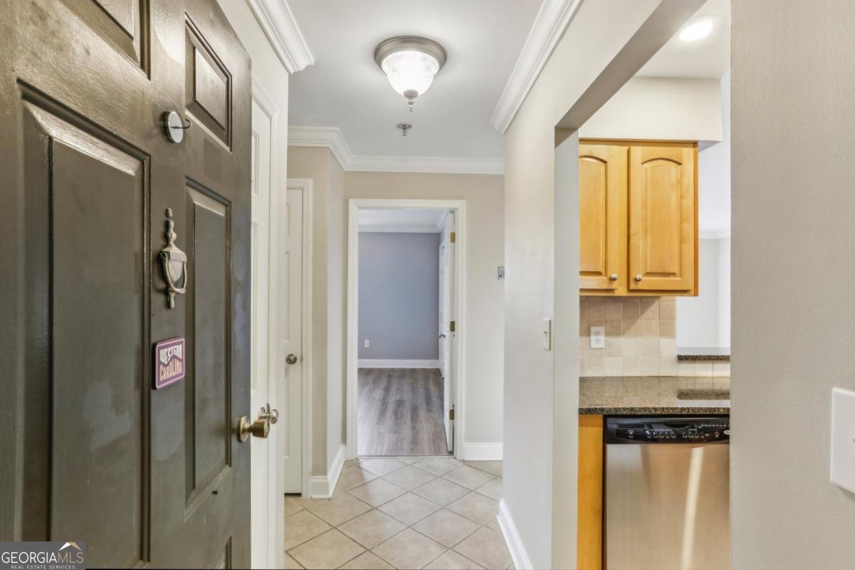 300 Johnson Ferry Road Atlanta - 6