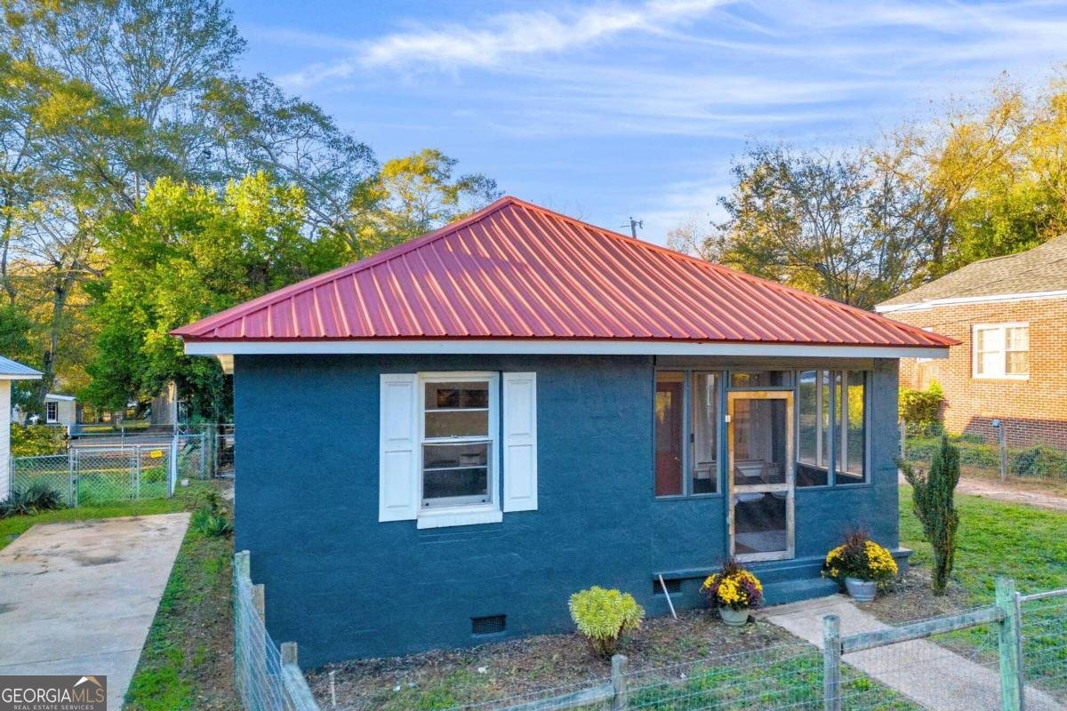 1376 Hancock Avenue Athens - 1