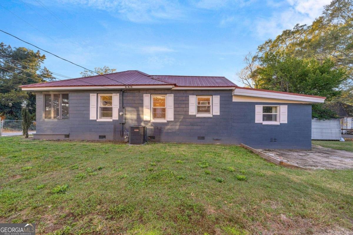 1376 Hancock Avenue Athens - 25