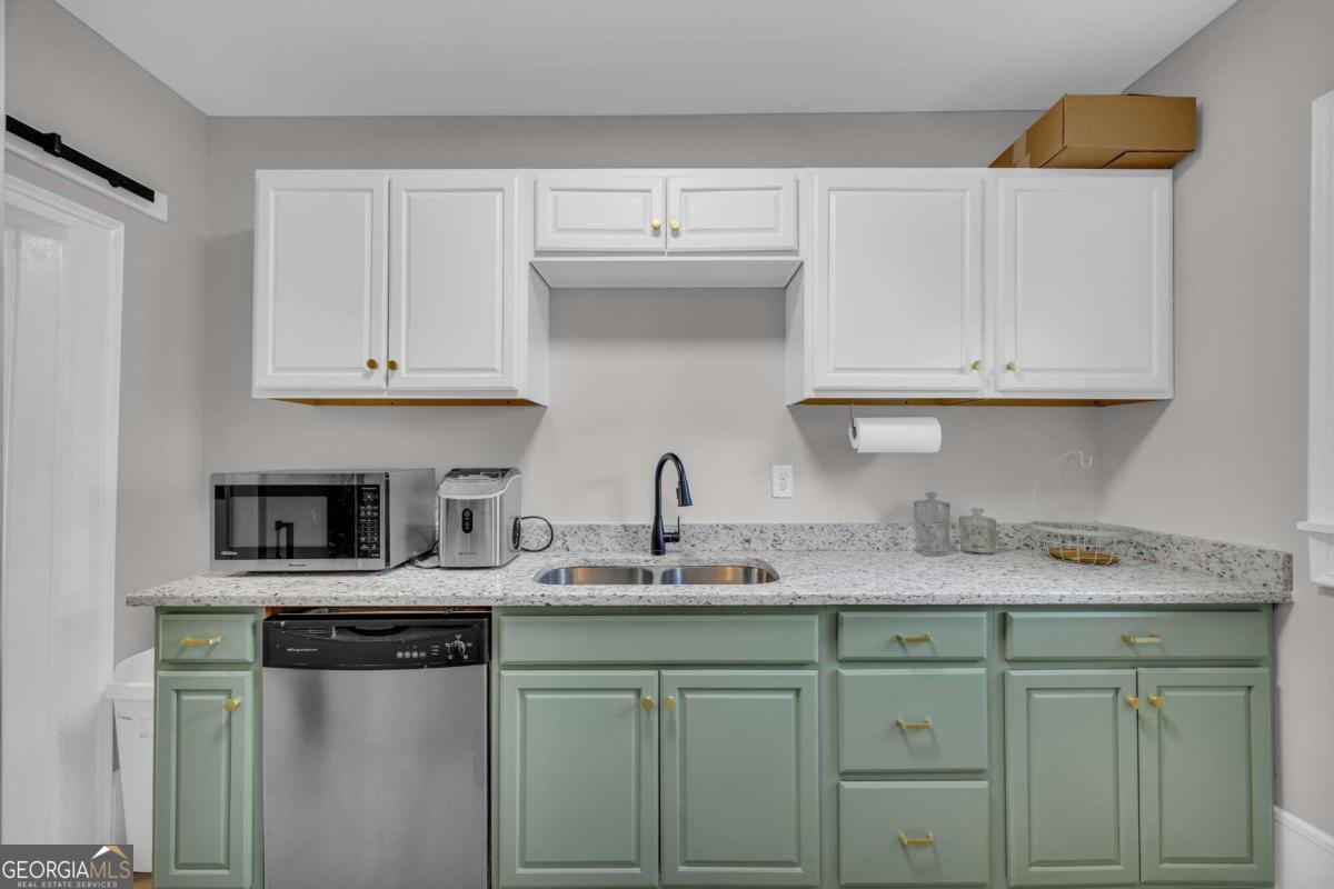 1376 Hancock Avenue Athens - 7
