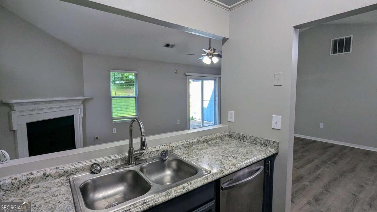 1513 Foxhall Lane Atlanta - 6