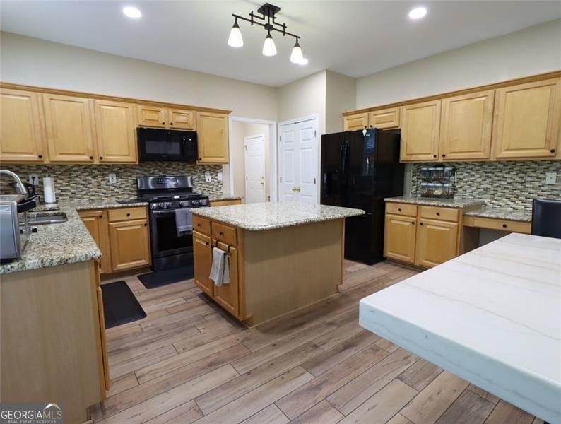 5157 WELLISFORD suwanee - 7