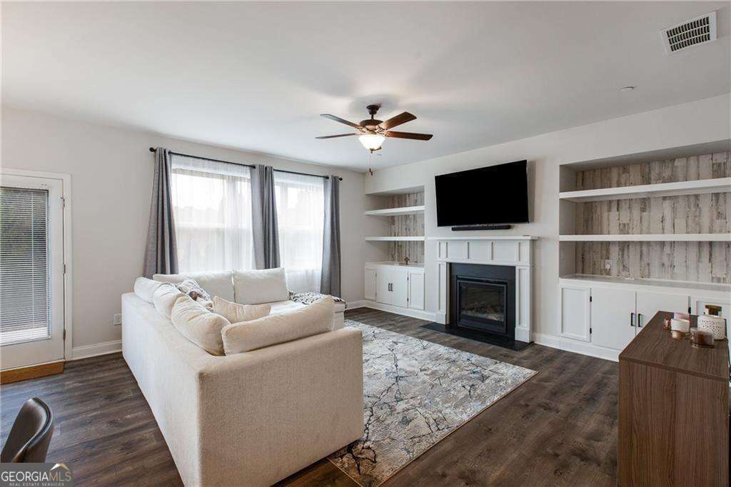 319 Hayden Circle Woodstock - 14