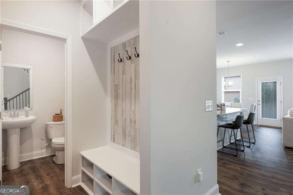 319 Hayden Circle Woodstock - 4