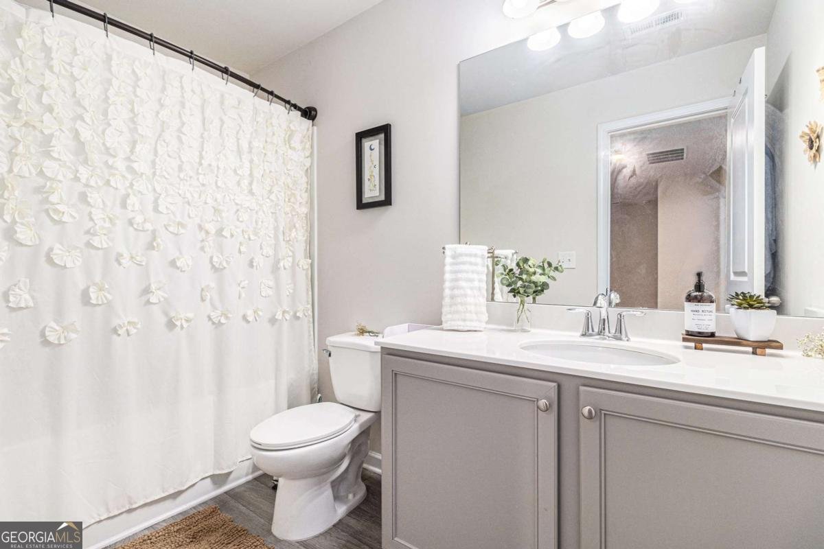 4545 Bishops Lane Oakwood - 27
