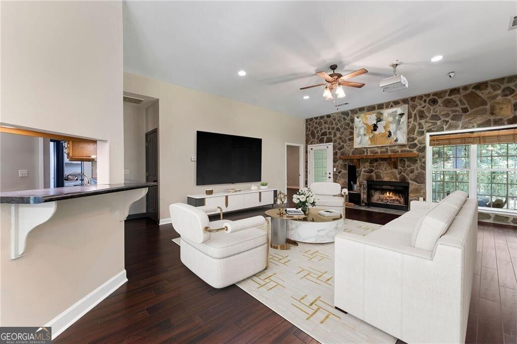 1294 Abrams Road Silver Creek - 6
