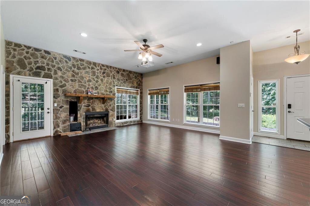 1294 Abrams Road Silver Creek - 7