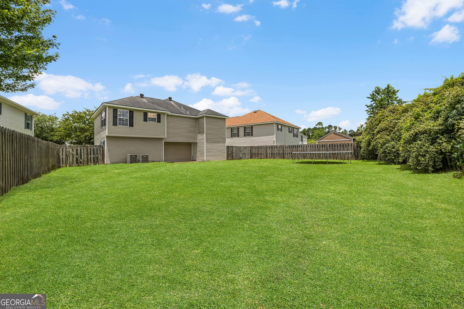 7 Springwater Drive Port Wentworth - 3
