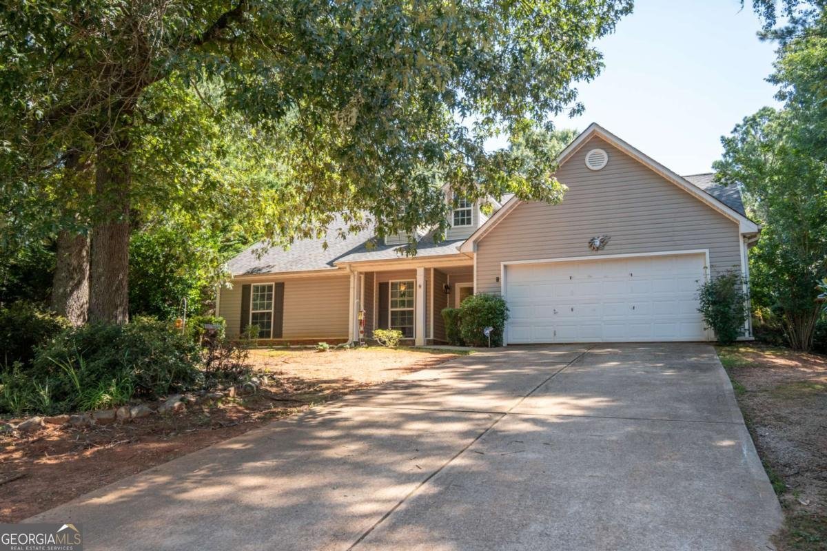 231 Pine Ridge Circle Winterville - 1