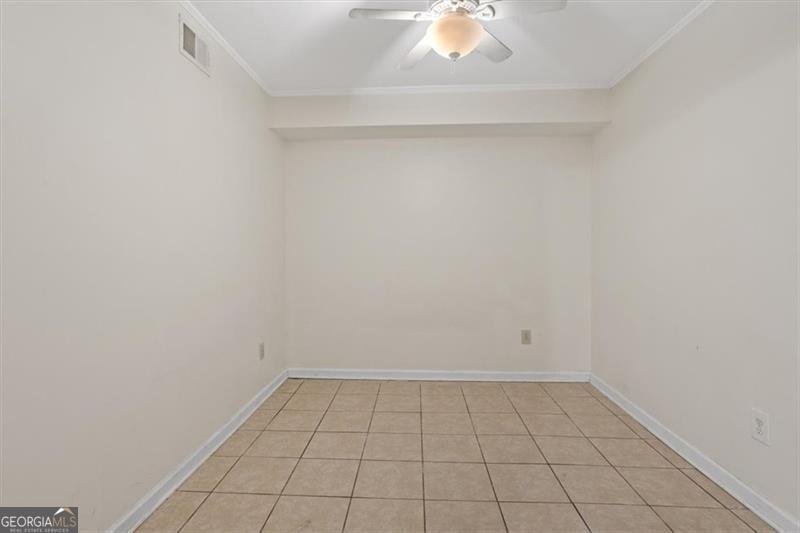 303 Nottingham Drive Woodstock - 2