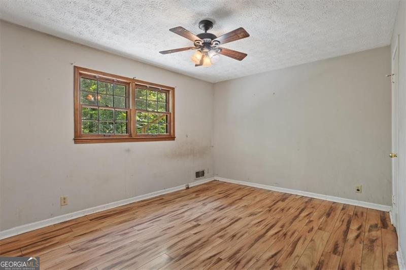 303 Nottingham Drive Woodstock - 20