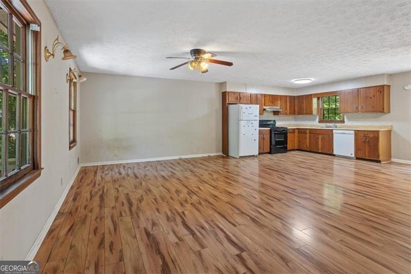 303 Nottingham Drive Woodstock - 8