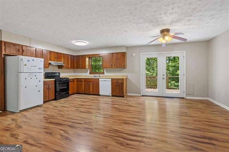 303 Nottingham Drive Woodstock - 9