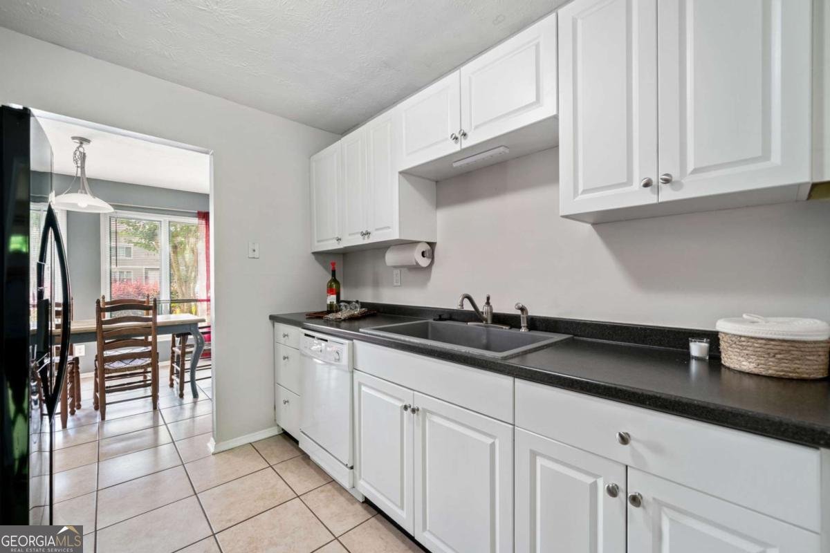 1810 Ashborough Road Marietta - 17