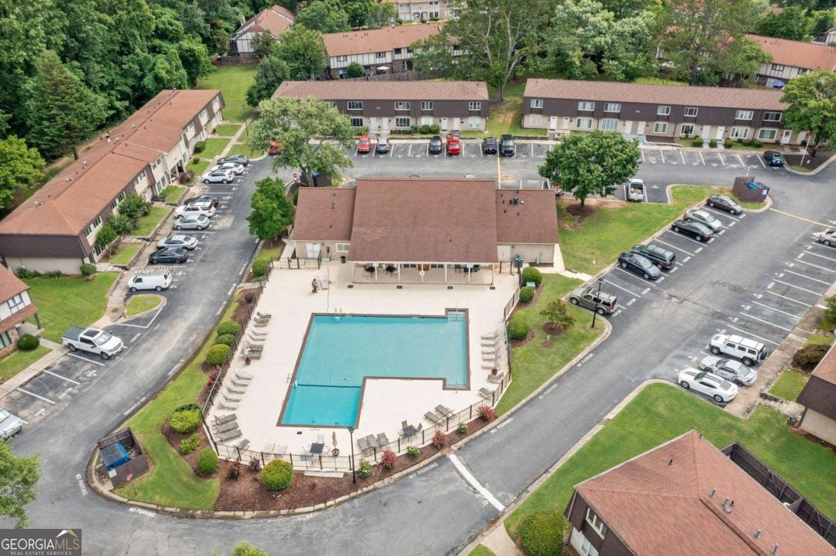 1810 Ashborough Road Marietta - 32