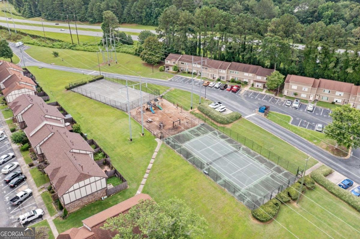 1810 Ashborough Road Marietta - 33