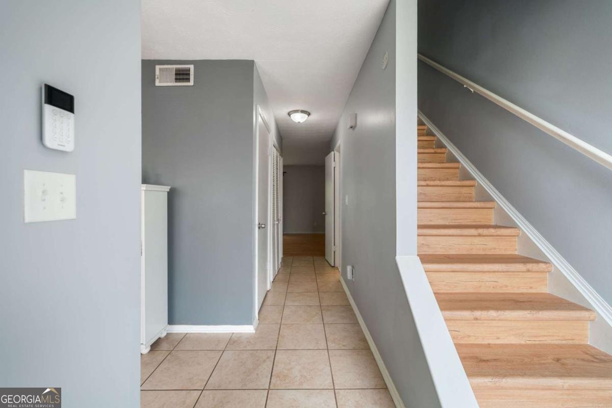 1810 Ashborough Road Marietta - 6