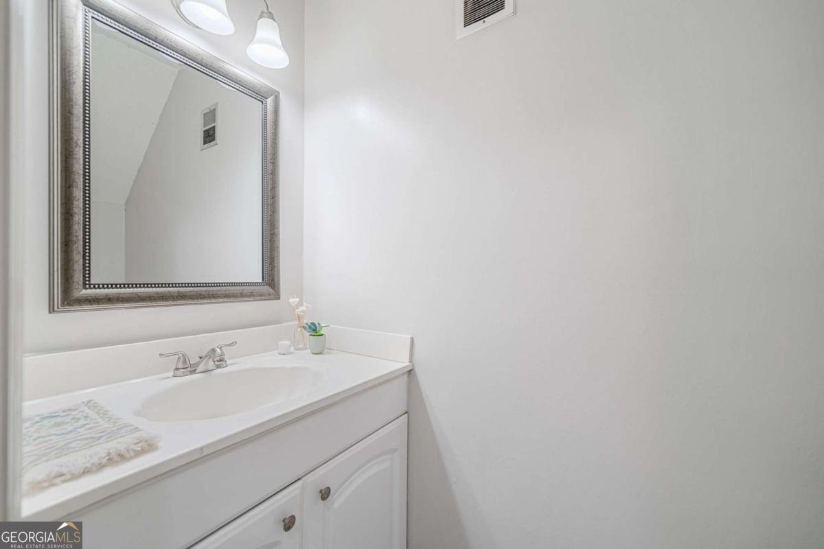 1810 Ashborough Road Marietta - 7