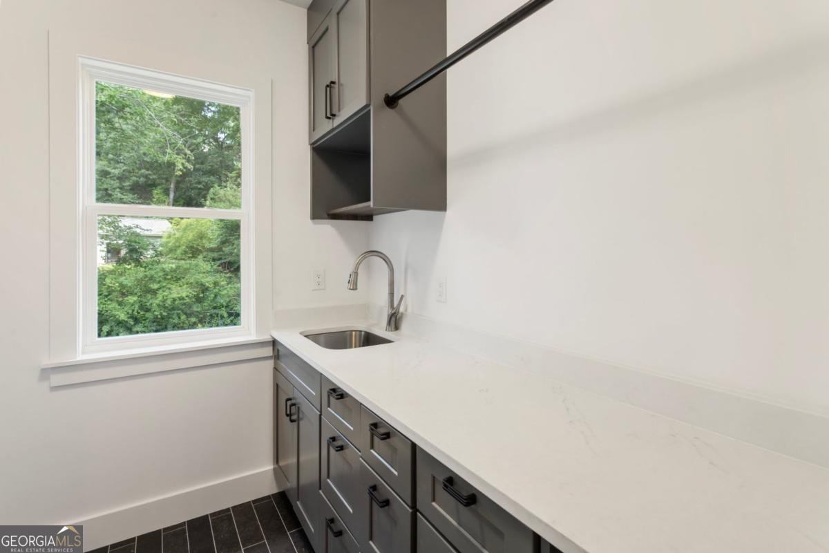 3711 Mountain Cove Road Snellville - 29