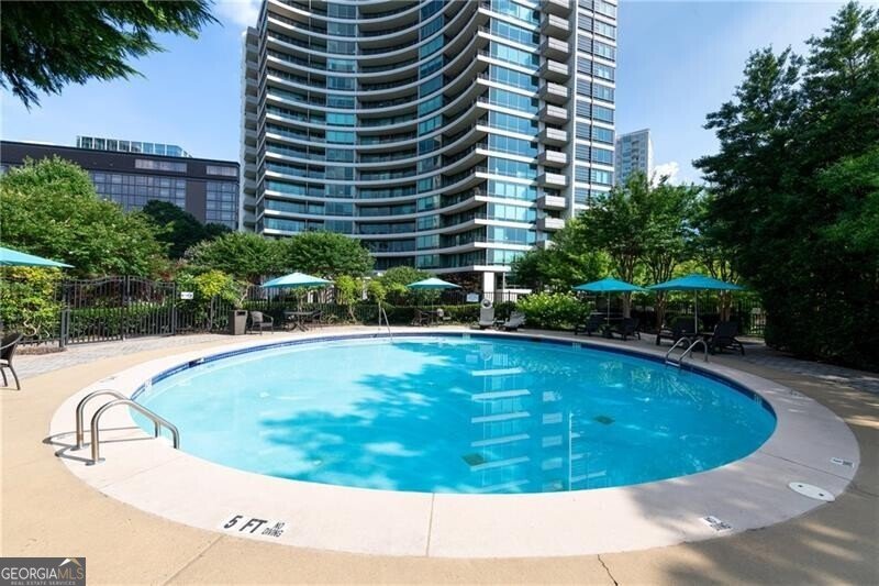 700 Park Regency Place Atlanta - 1
