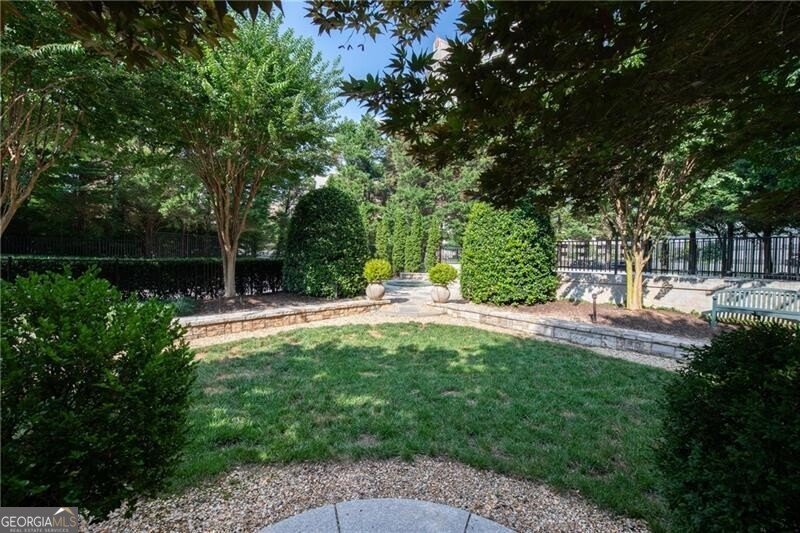 700 Park Regency Place Atlanta - 3