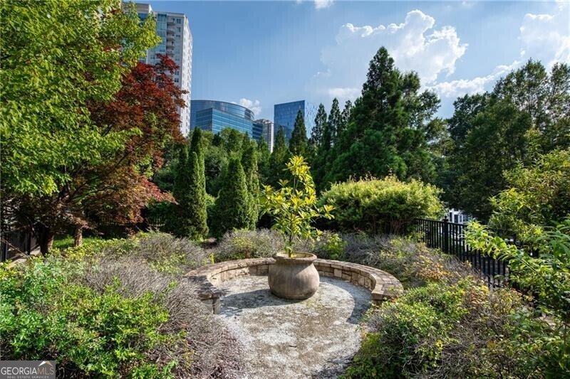 700 Park Regency Place Atlanta - 4