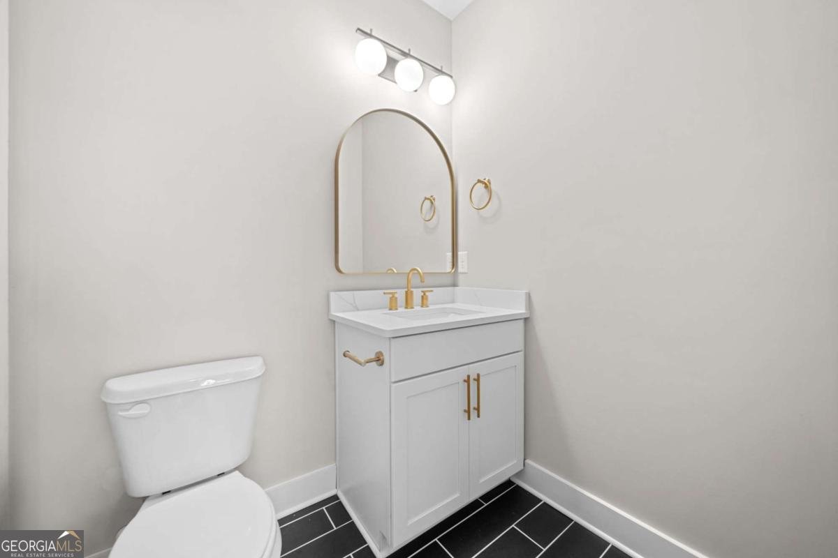 419 CRESTMONT Lane Canton - 41
